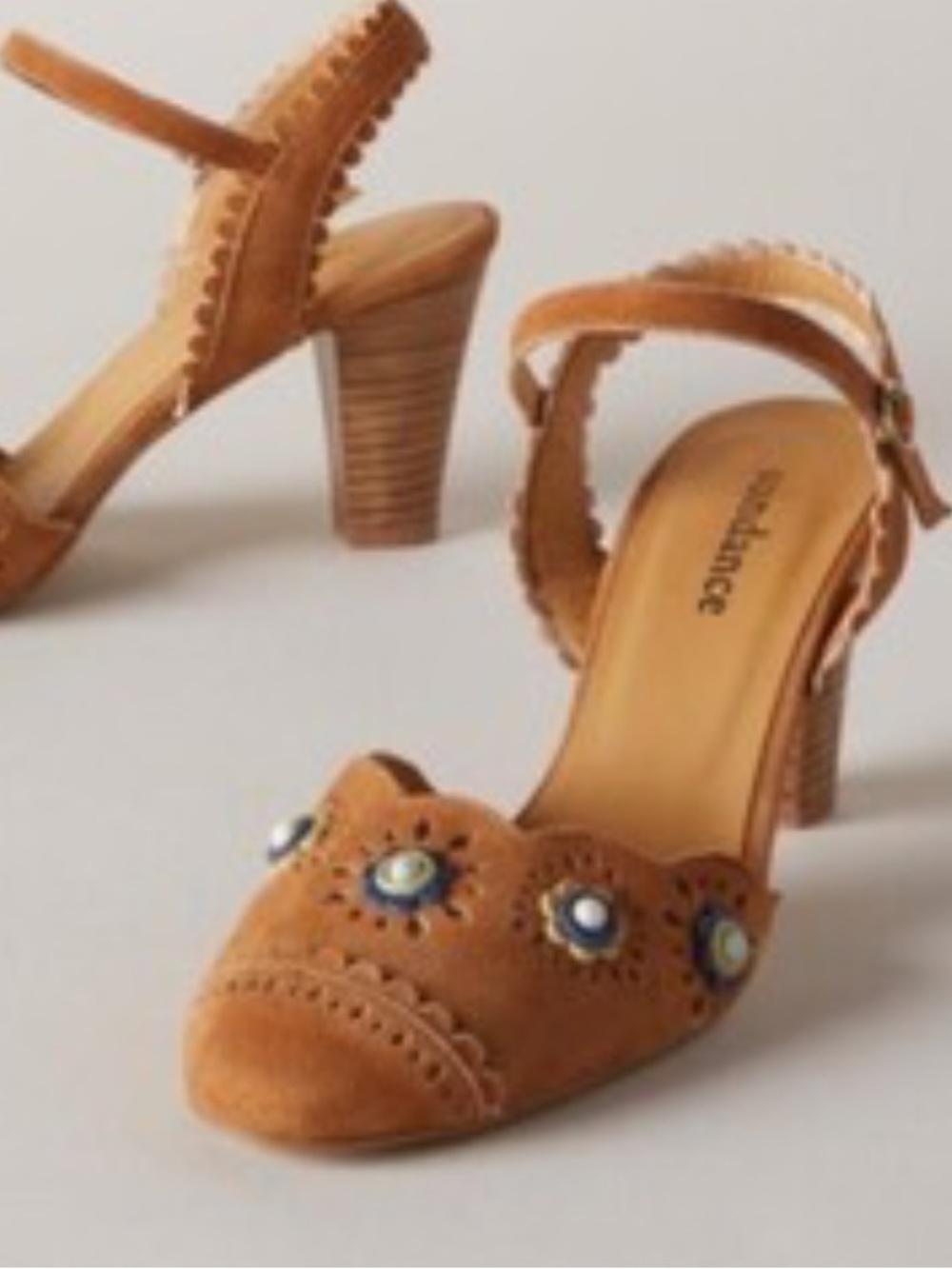 Sundance Sonia tan floral round toe heels shoes suede size 8